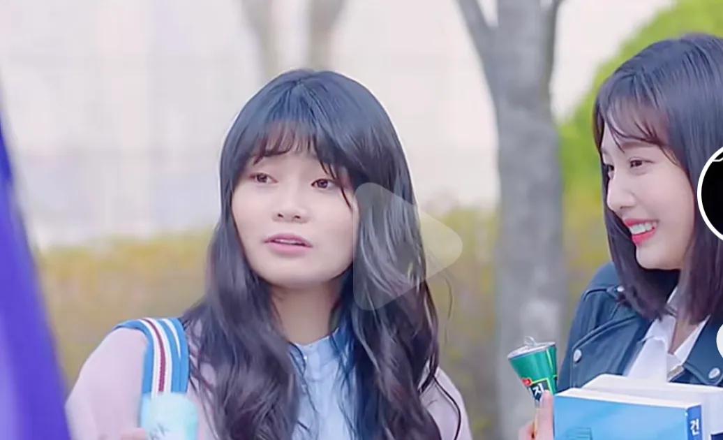 大脸妹子沙发发型,大脸什么发型好看