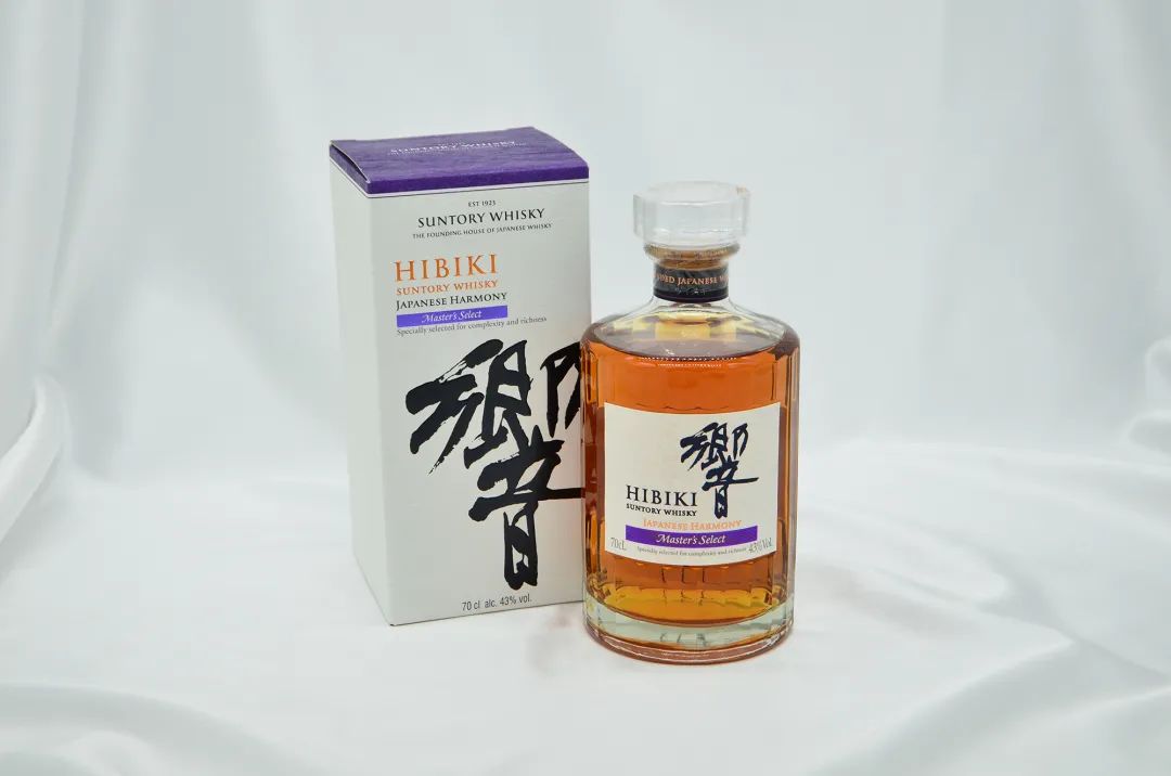 芝华士威士忌跟三得利威士忌,三得利调和型威士忌