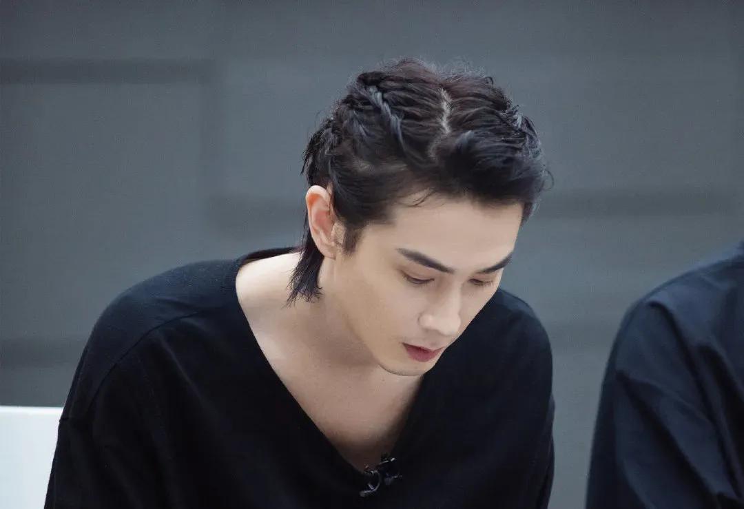披荆斩棘|“哥哥”们熟男发型图鉴，丽锦美发通通安排上
