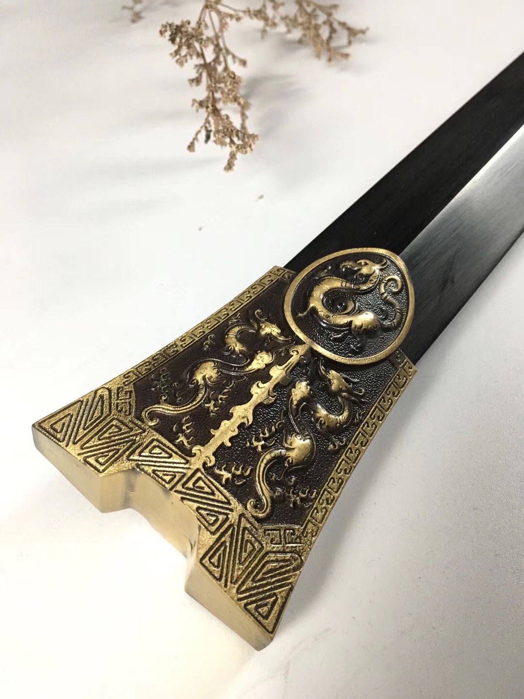 刀剑生锈了如何恢复光亮,刀剑生锈打磨教学