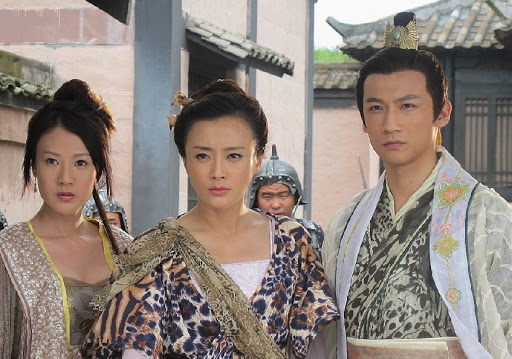 成熟美魔女康华，耗百万尽孝道，妩媚又独立却历经10年感情空白