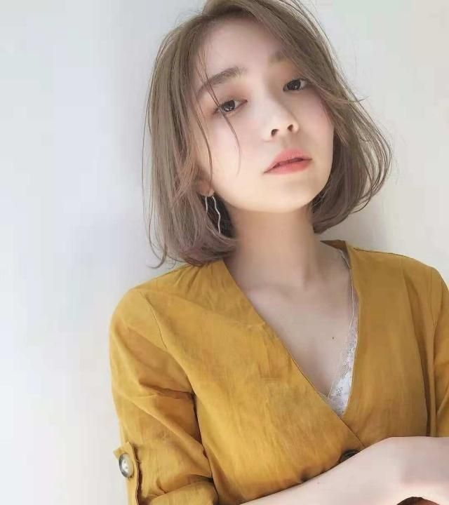 40-50岁圆形短发,圆形脸适合什么短发发型女中学生