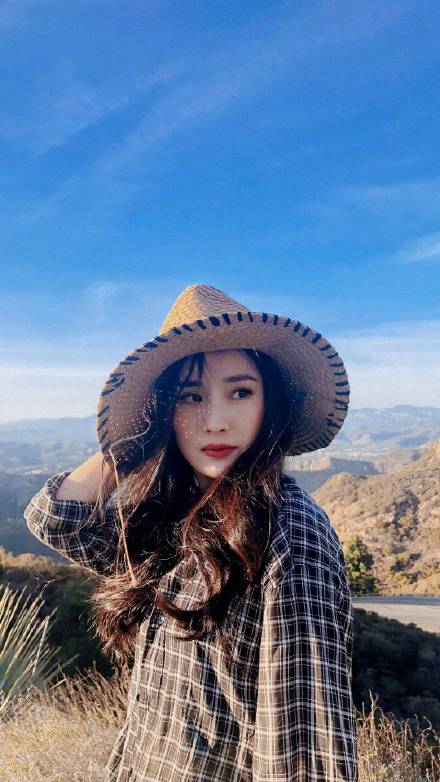 秋冬穿衣适合什么帽子,在冬天穿什么帽子才好看