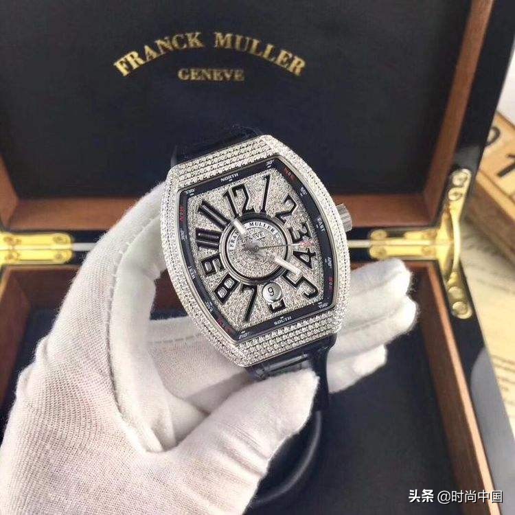 把一辆奔驰戴在手上,比奔驰高端的手表有哪些