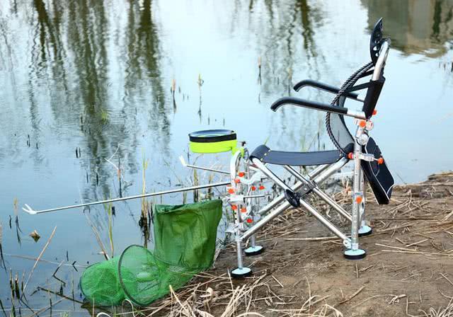 新手用钓箱好还是钓椅好,钓箱和钓椅该如何选择