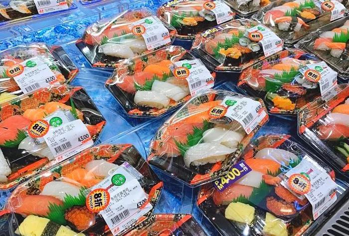 过年去超市囤货,过年没有囤年货怎么办