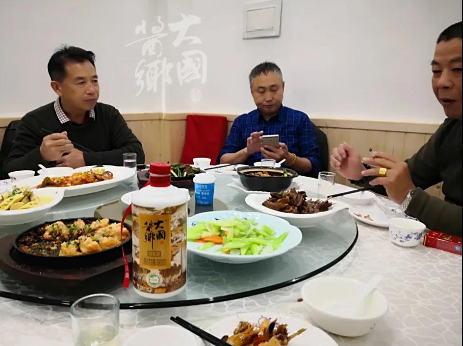 大国酱乡一代宗师酱香型白酒,大国酱乡酱香型酒