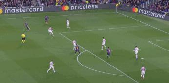 今夜诺坎普就是一座TEMPLE,这里住着一个足球之神！