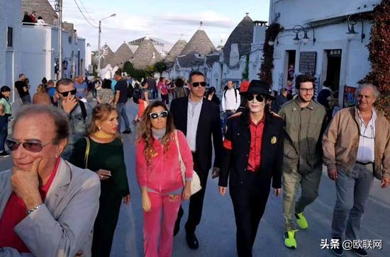 意百年酒庄王·杰克逊品牌红酒面世用中国演员命名