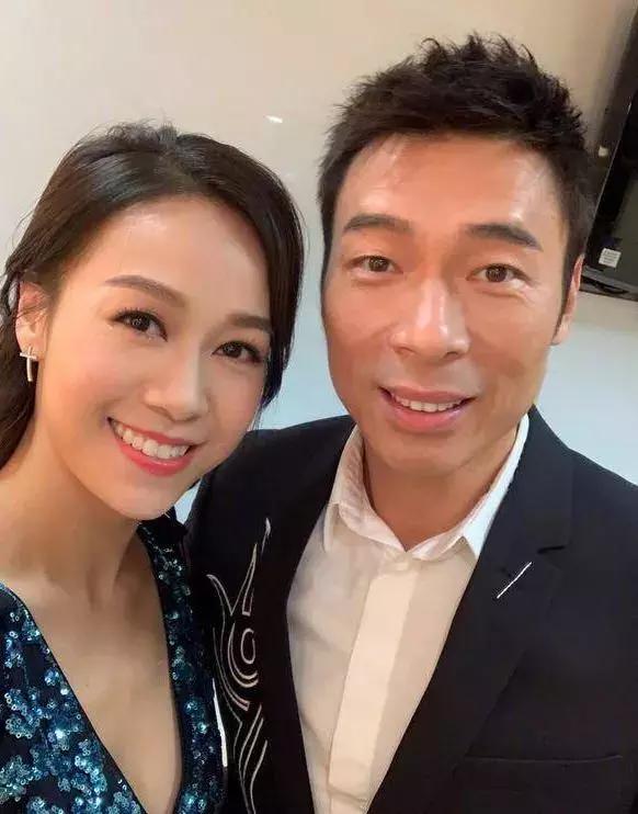 冯提莫碾压沈月？夏夏嫌自己胸大？周震南最丑男团？黄心颖出国？