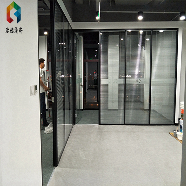 卫生间干湿分离玻璃隔断最小尺寸,淋浴房隔断玻璃尺寸计算方法