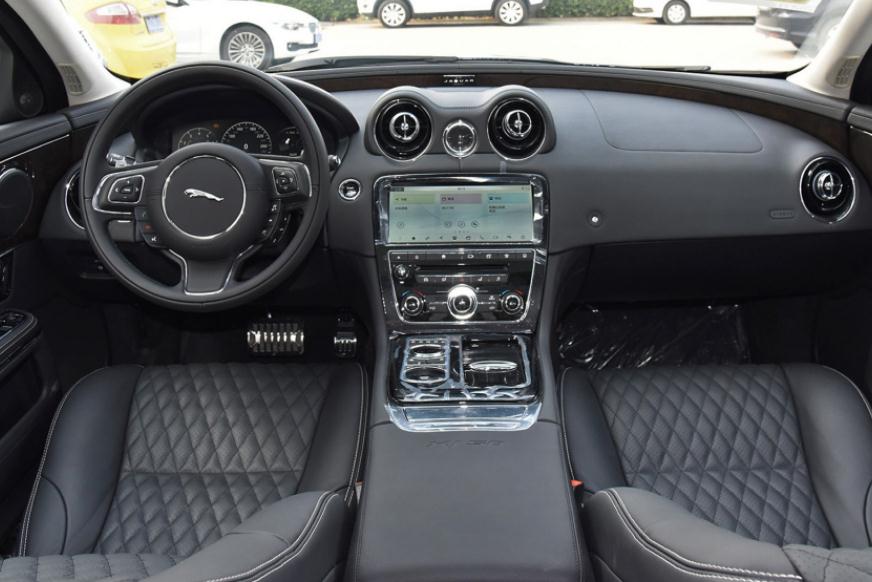 捷豹最美跑车排行,捷豹a8加长版