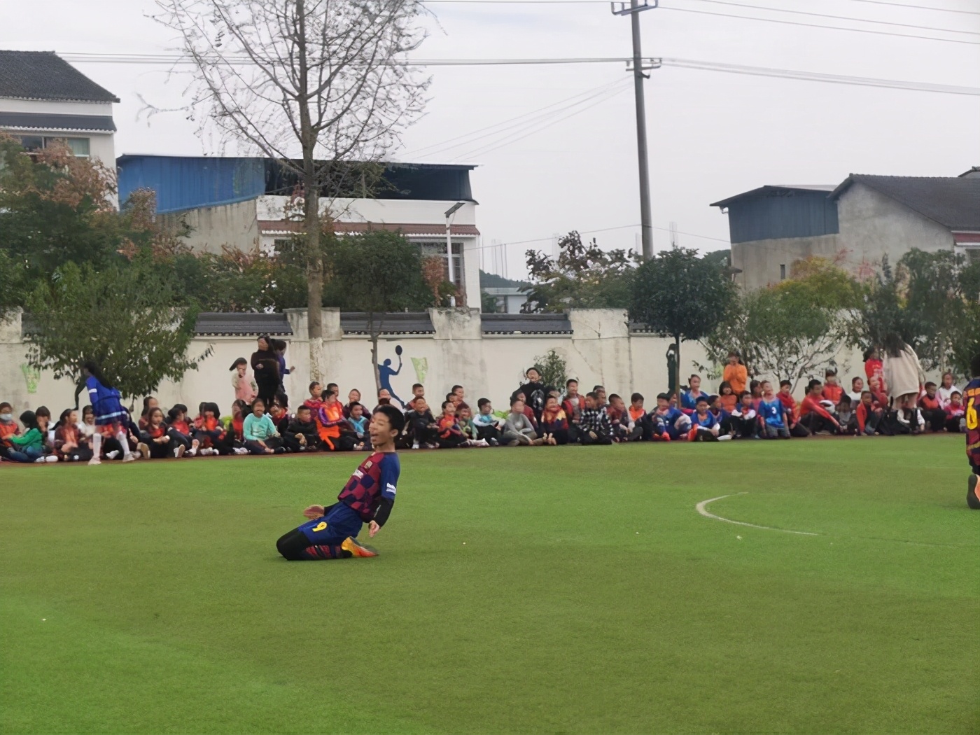 阳光足球快乐体育视频,快乐足球成长记录