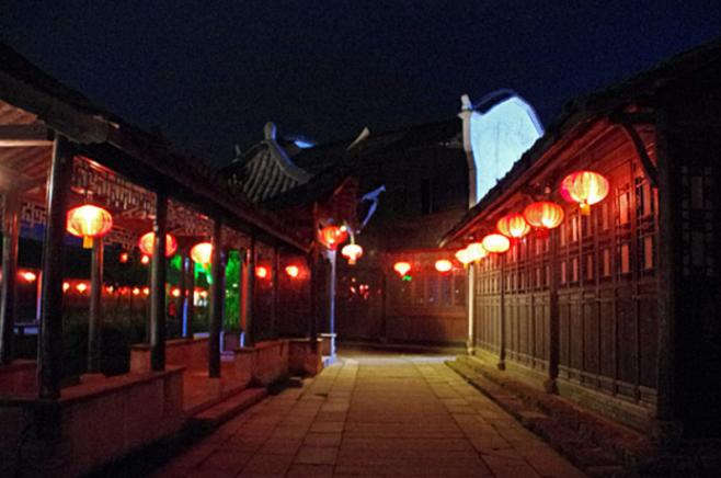 春节的红灯笼怎么制作,和孩子一起制作元宵灯笼