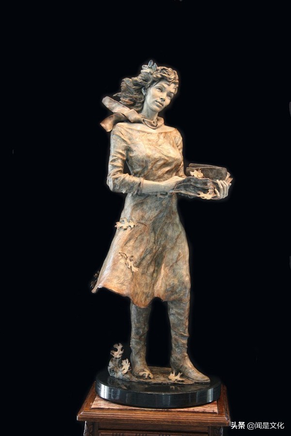 学赏画197：美女雕塑家米娅：灵感来自孩子们不断变化的个性