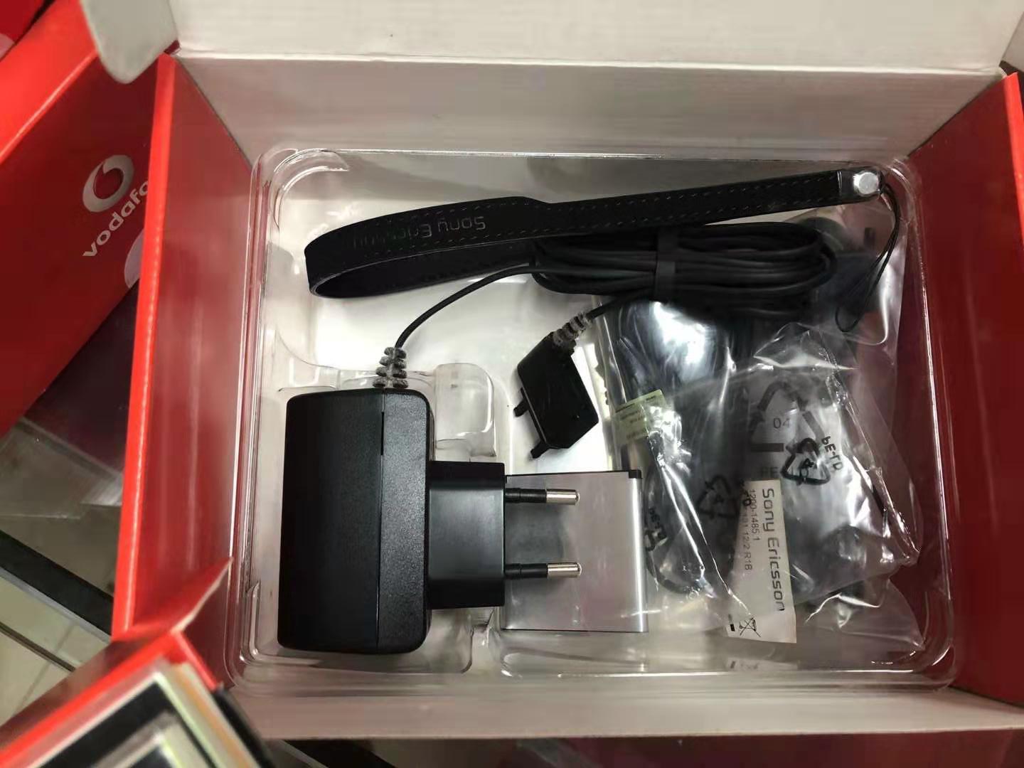 十二年前的拍照机皇!“大颗粒”按键+氙气闪光灯帅翻了