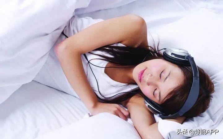 室友晚上放音乐太吵怎么办,高中室友太吵睡不着怎么办