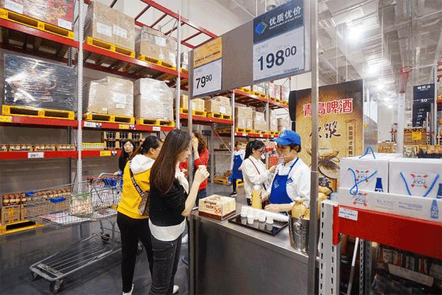 瞒不住了！成都这家网红会员商店终于在周年庆上露出真面目...