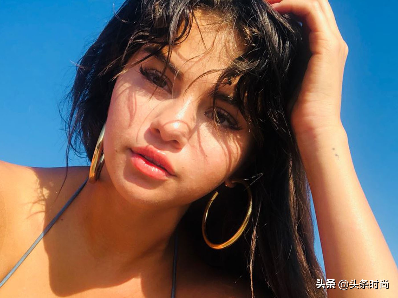 这个新晋小众品牌超火，连Angelababy、热巴、周迅都抢着戴