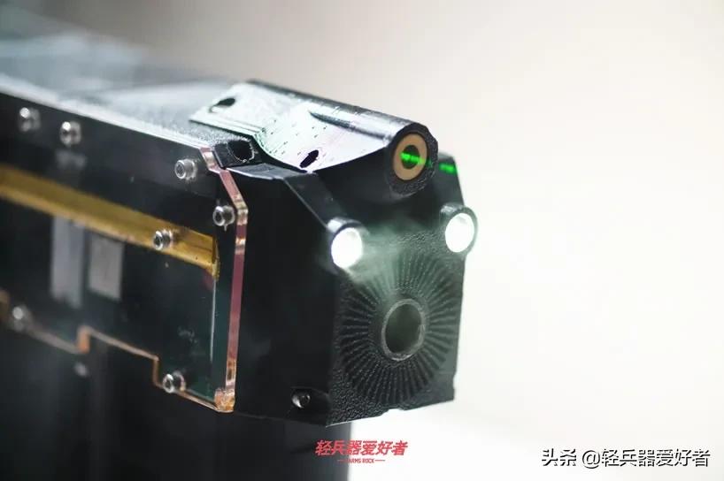 全球第一支手持式电磁枪投入生产！星球大战的激光枪还远吗？