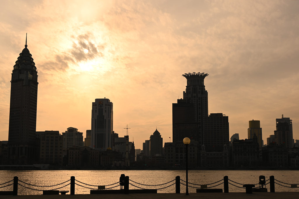 尼康z卡口35mmf1.8评测全画幅,尼康z50买铭匠50mmf1.2还是1.8