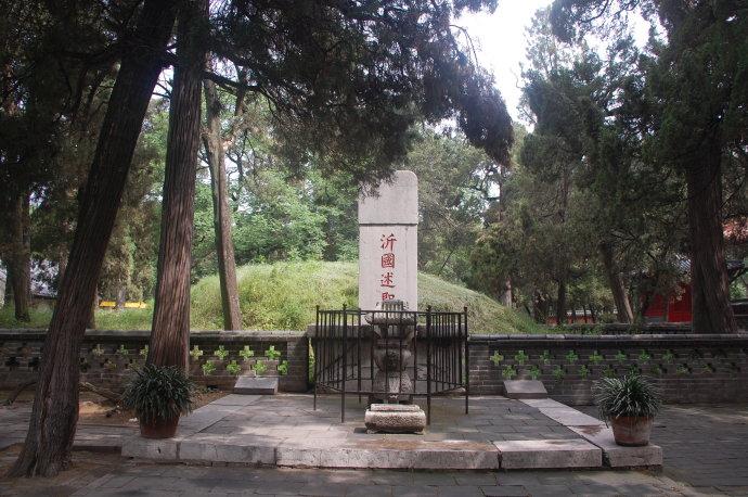 孔林是最大的氏族墓地吗,孔林各个时代的墓葬