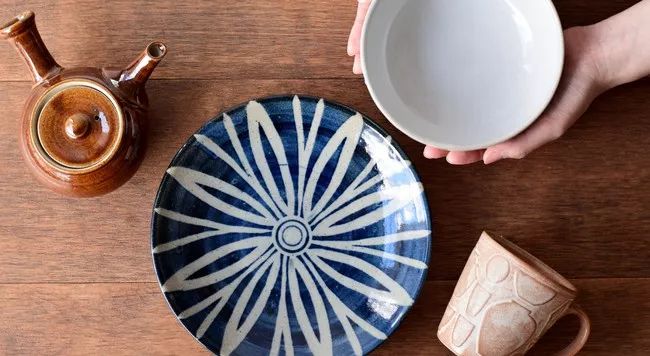 日本陶器底款有哪些 (日本龙谷窑陶器)