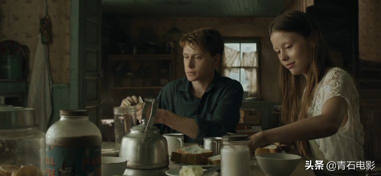 一家三口搬去新家的国内恐怖片,令人感到毛骨悚然的高分恐怖片