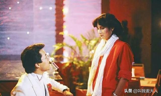 杨康戚美珍怎么相识的,杨康和老婆照片