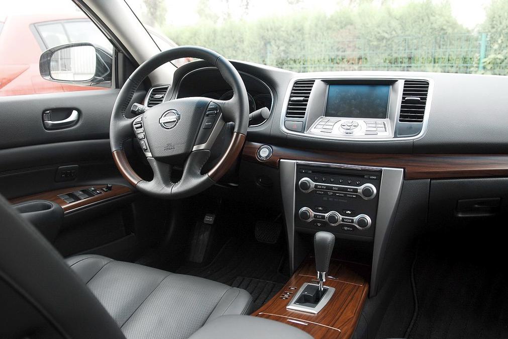 每天推荐好车新款日产天籁,每天一款全新车