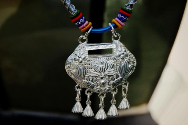 长命锁需要孩子一直戴着吗,小孩长命锁要一直戴着吗