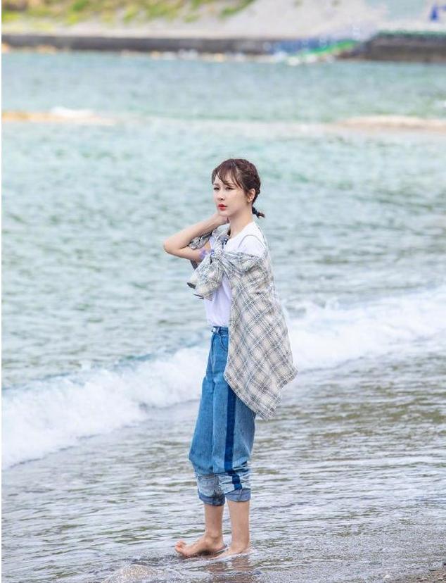 杨紫同款竹节辫,杨紫同款短发编发教程