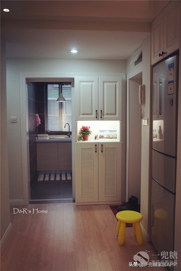 小户型浴室柜子收纳,小户型橱柜多功能收纳