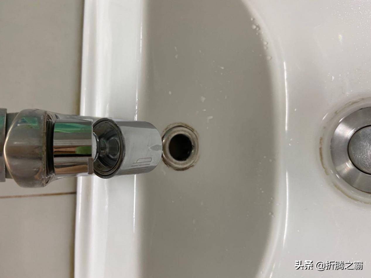 多功能万向水嘴水龙头通用起泡器,大白双功能龙头起泡器拆解