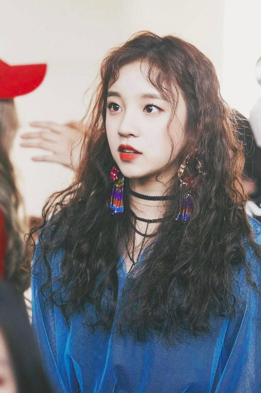 “空气刘海”不受宠了!今年流行这3款“刘海”,热巴郑爽都上头