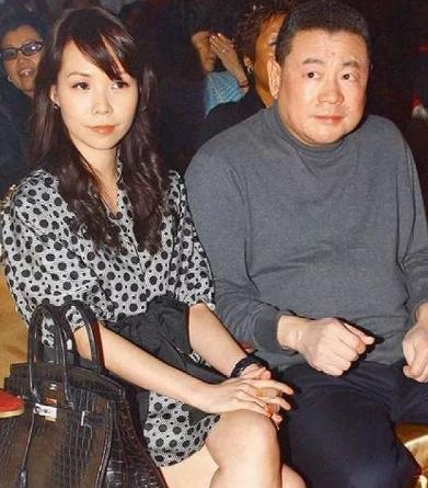 刘銮雄历任女友照片,刘銮雄历届女友顺序