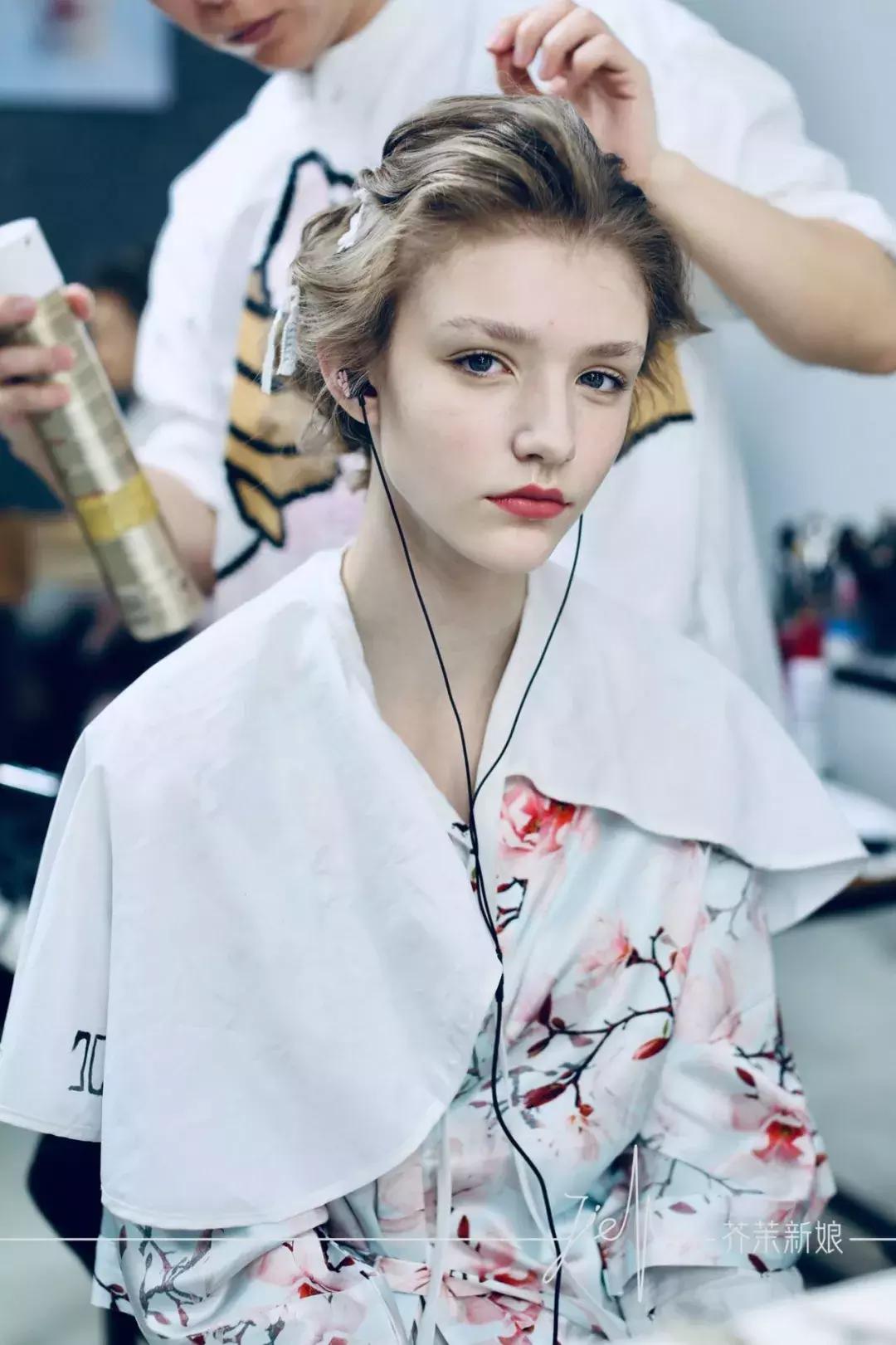 芥茉新娘婚纱品牌介绍,芥末发布会完整视频