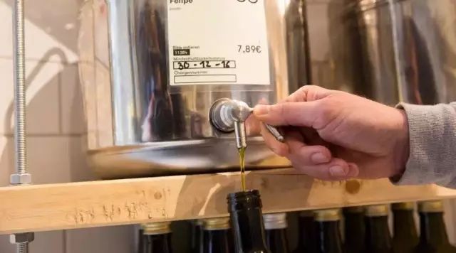 德国俩姑娘开了一杂货铺：零污染，不包装，回归食物本质，超火爆