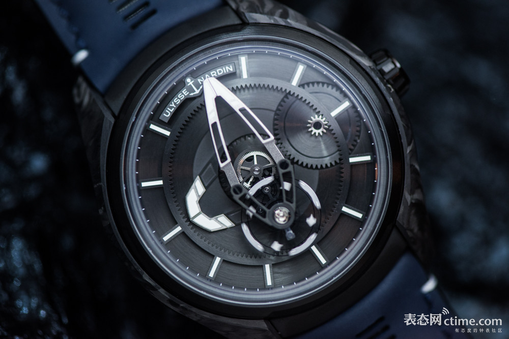 从日常佩戴感受到详尽技术分析，告诉你关于FreakX的一切。