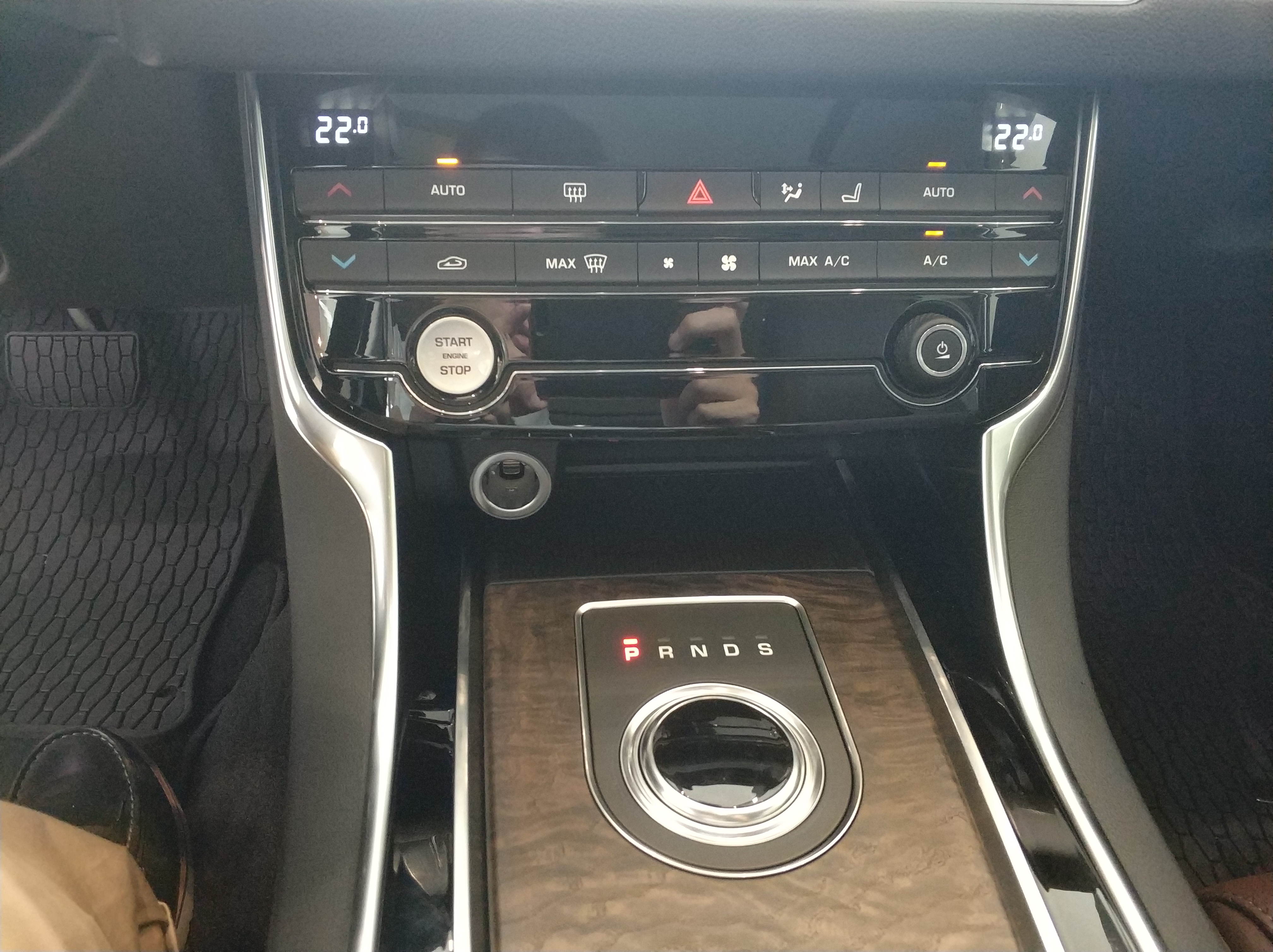 捷豹xfl到店暗访价格,捷豹xfl看车的视频