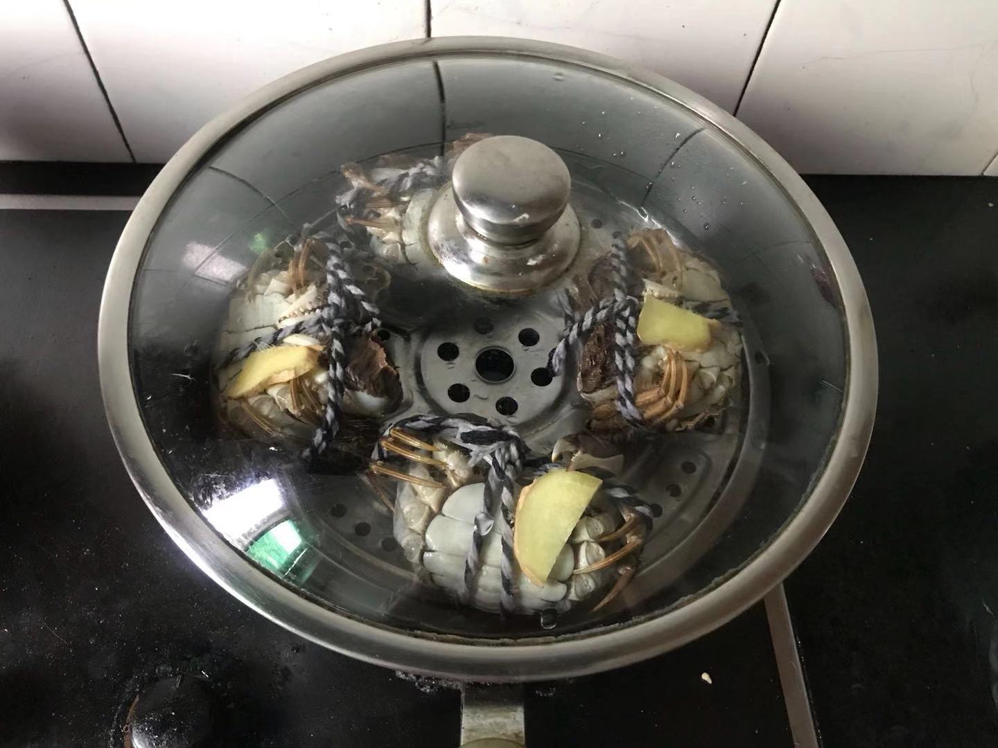 中秋吃什么螃蟹经济实惠,中秋必备的清蒸螃蟹