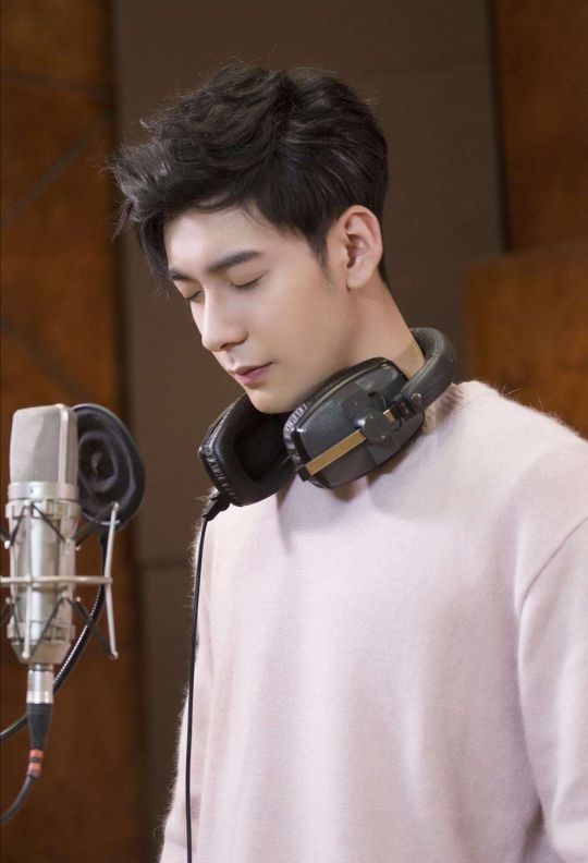 推荐几本经典华娱小说,好看的长篇华娱小说