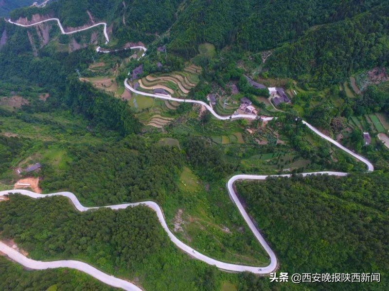 尽锐出击决胜三个攻坚战,尽锐出战攻克贫困堡垒