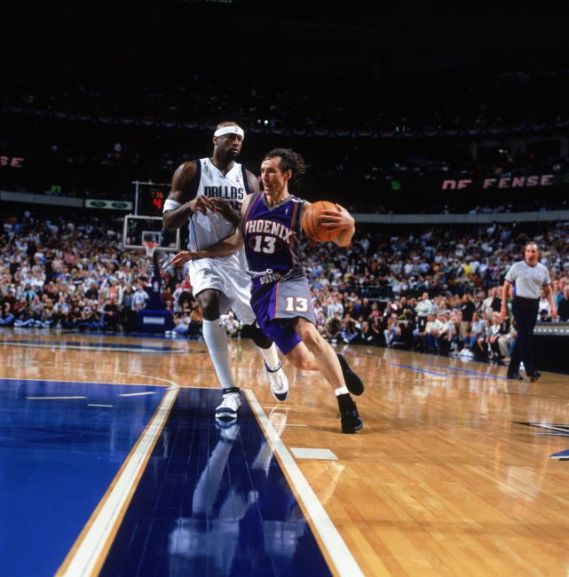 纳什为什么能抢走科比mvp,经典回顾纳什与科比mvp之间的对决