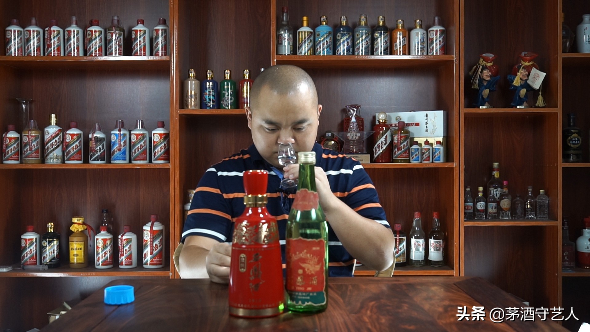 茅酒守艺人酱香经典品酒视频,茅酒守艺人评荣和烧坊