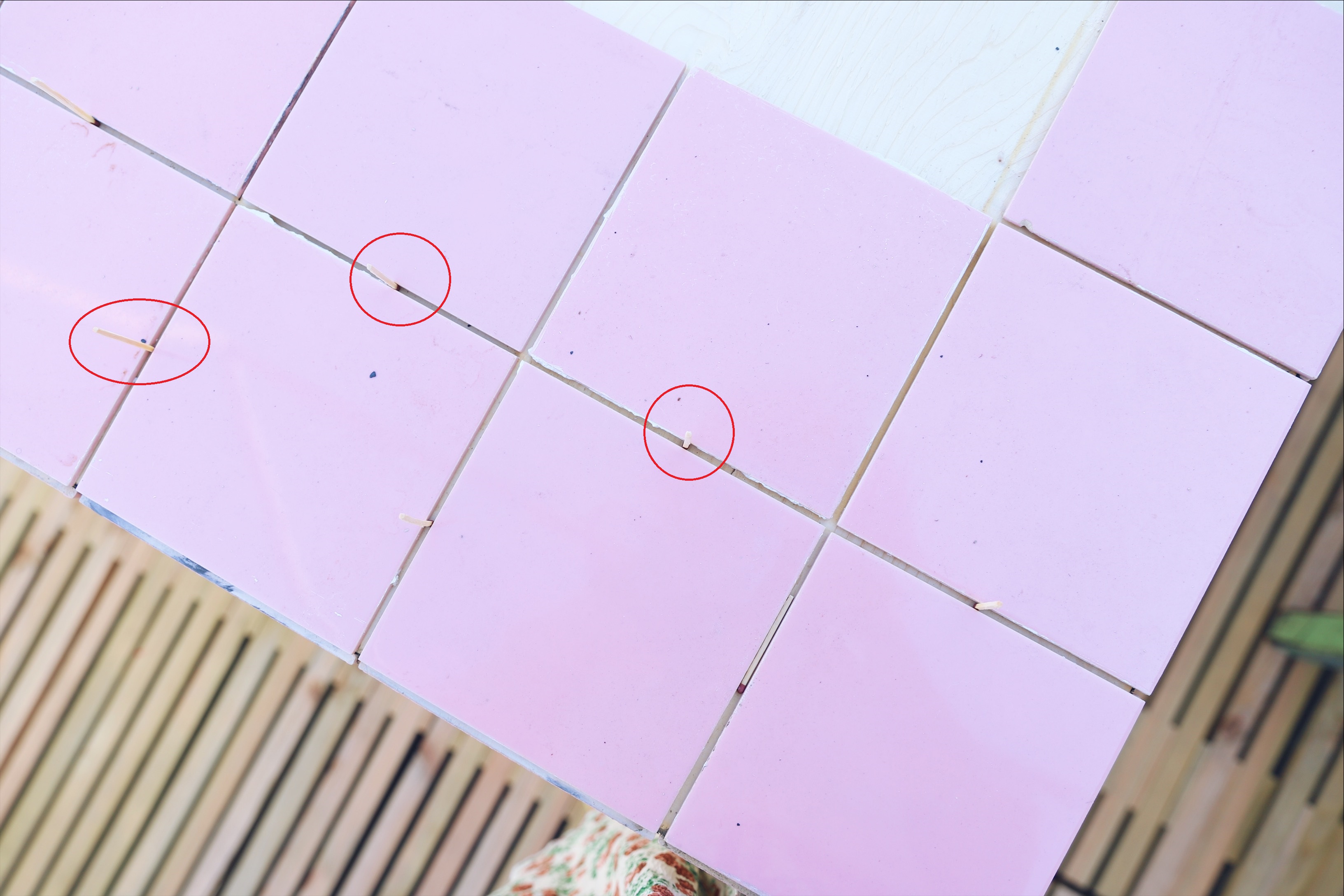 旧桌子和柜子翻新,旧桌子桌面贴瓷砖