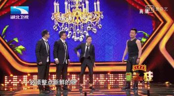 长得不美又没名气，她怎么就成了新任“星女郎”？