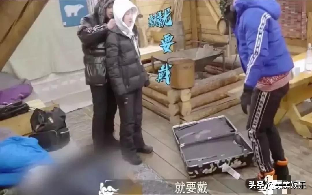 朋友圈暗戳戳表达爱意,暗戳戳的情侣朋友圈