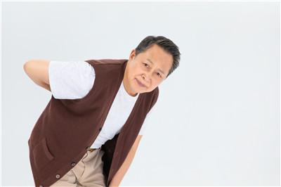 闪到腰做什么动作能快速恢复,闪到腰4招让你快速恢复正常