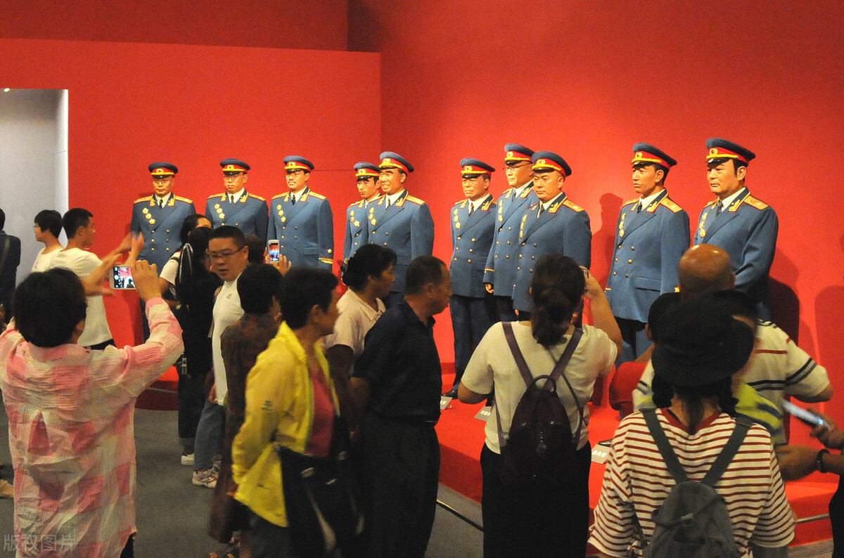 十大开国元帅授衔时平均年龄几岁？他们的年龄与寿命具体排名情况